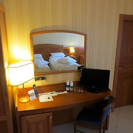 Hotel Joyfull 3*