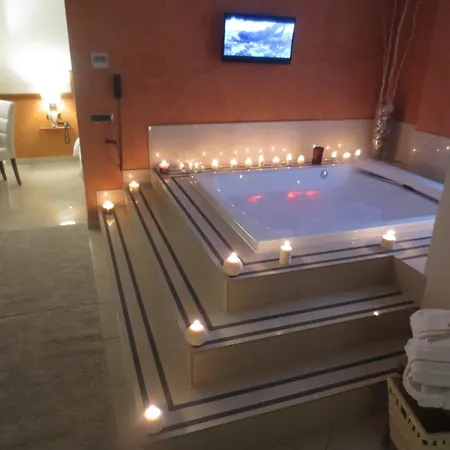 Joyfull Szálloda 3*
