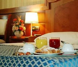 Joyfull Hotel 3*