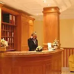 Joyfull Hotell 3*