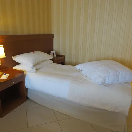 Joyfull Hotel Naples