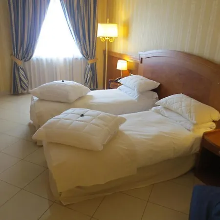 Joyfull 3* Naples
