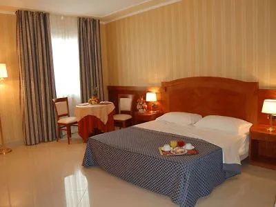 Joyfull Otel 3*